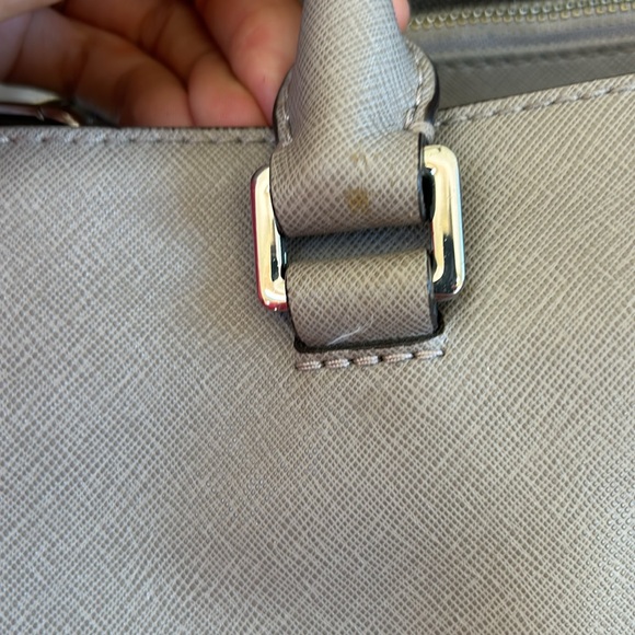 Michael Kors Purse- Needs TLC - Picture 14 of 16